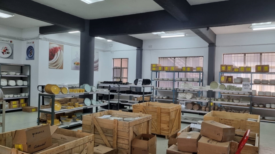 To Let Commercial Property for Rent in Salt River Western Cape